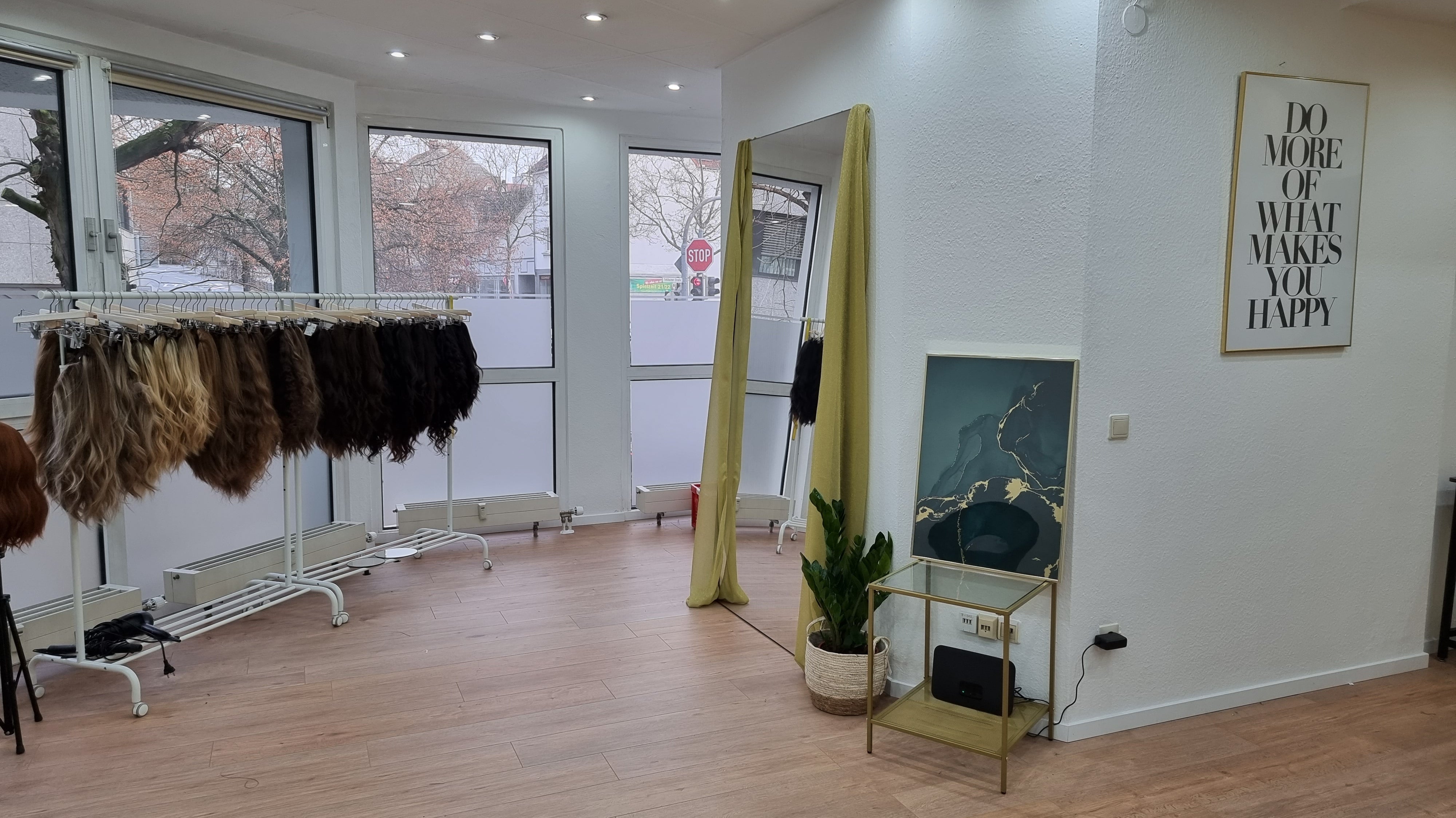 Endlich wieder möglich: Persönliche Haarteil-Beratung in unserem Studio!